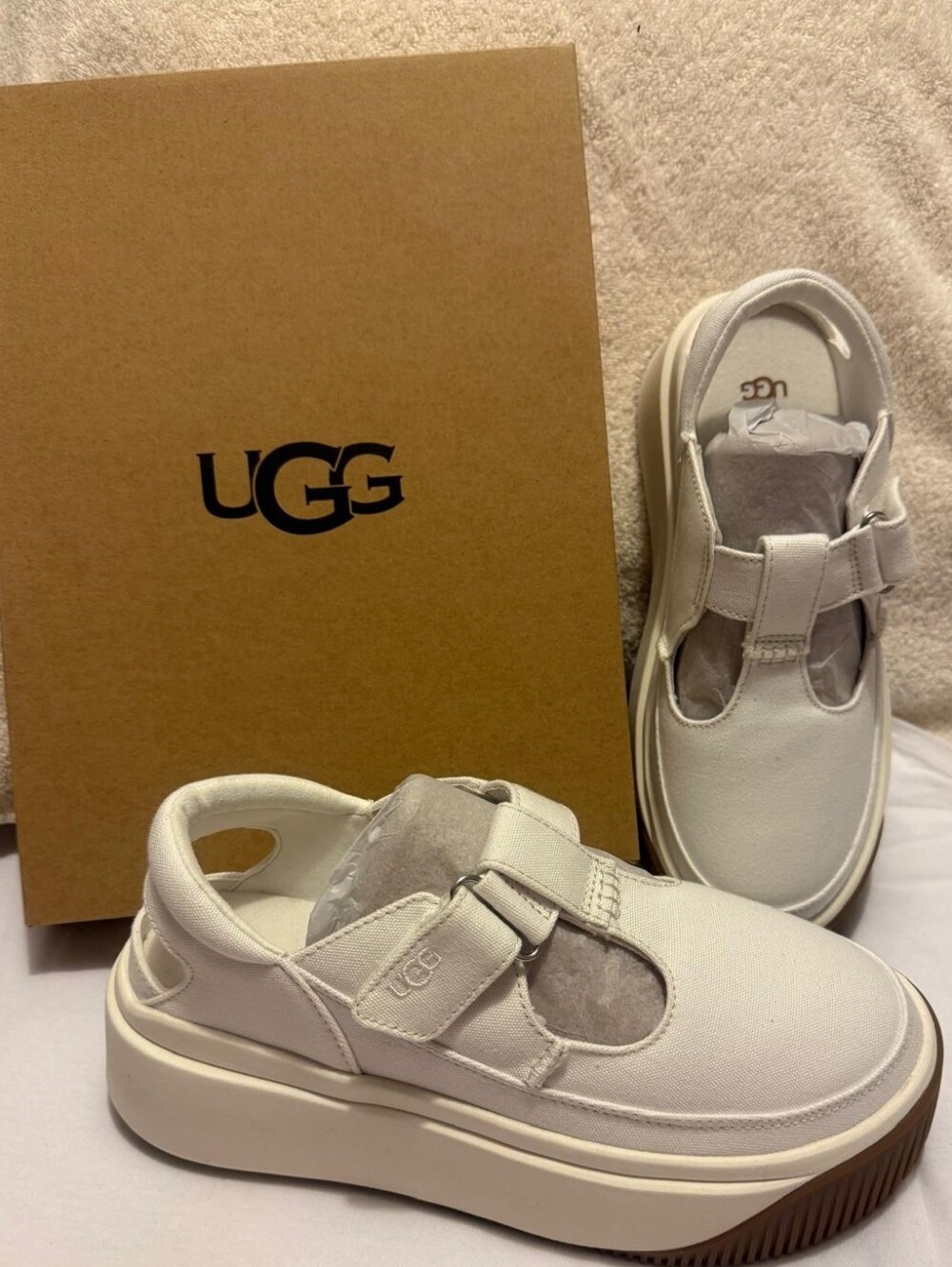 UGG Women Cream White Platform T-Strap Sneakers